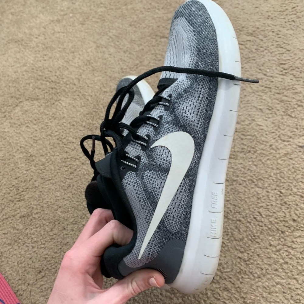 Nike free runs